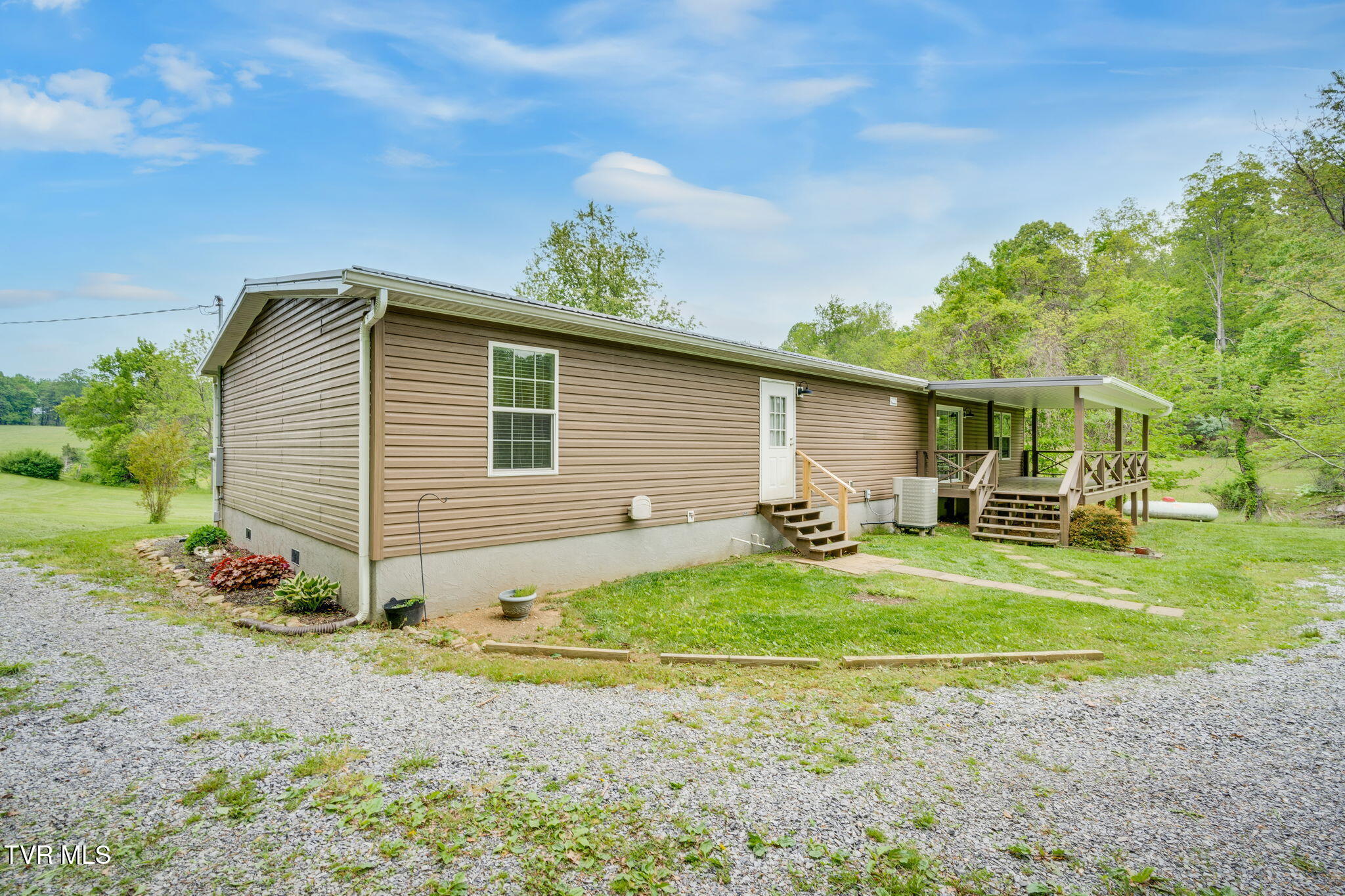 474 Thornburg Road Fall Branch, TN 37656 - Photo 33 of 87 030
