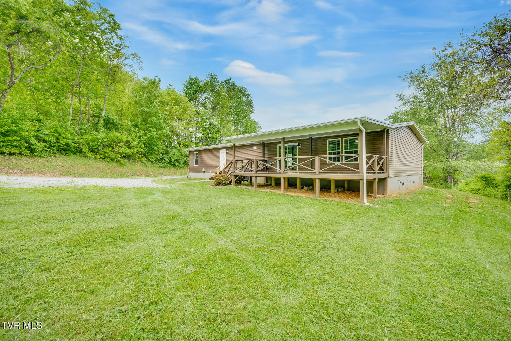 474 Thornburg Road Fall Branch, TN 37656 - Photo 35 of 87 032