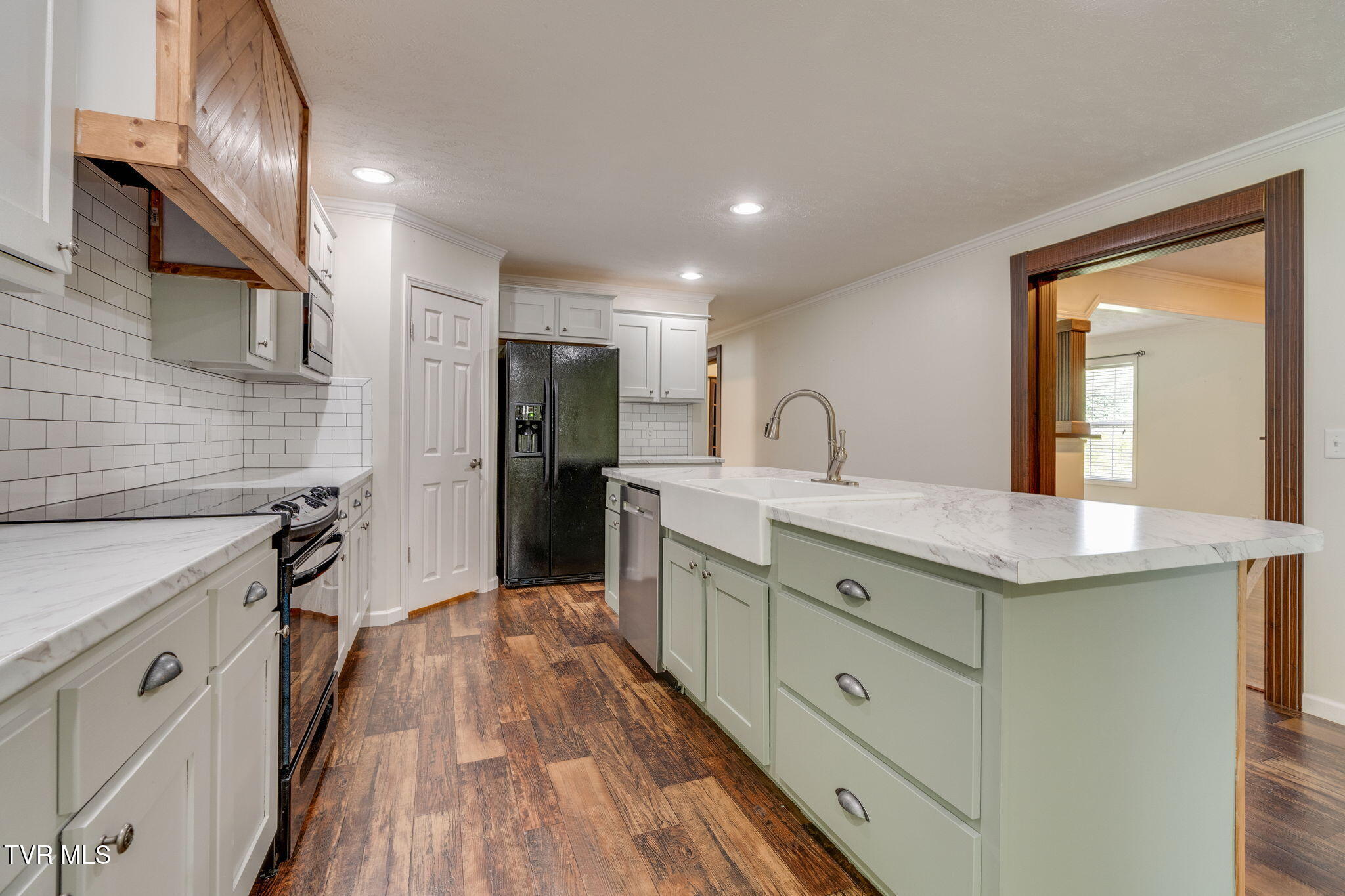 474 Thornburg Road Fall Branch, TN 37656 - Photo 8 of 87 012