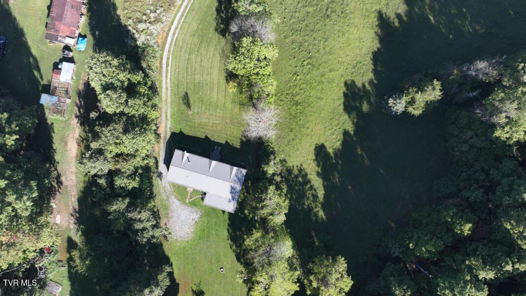 474 Thornburg Road Fall Branch, TN 37656 - Photo 86 of 87 DJI_20251001101708_0038_D