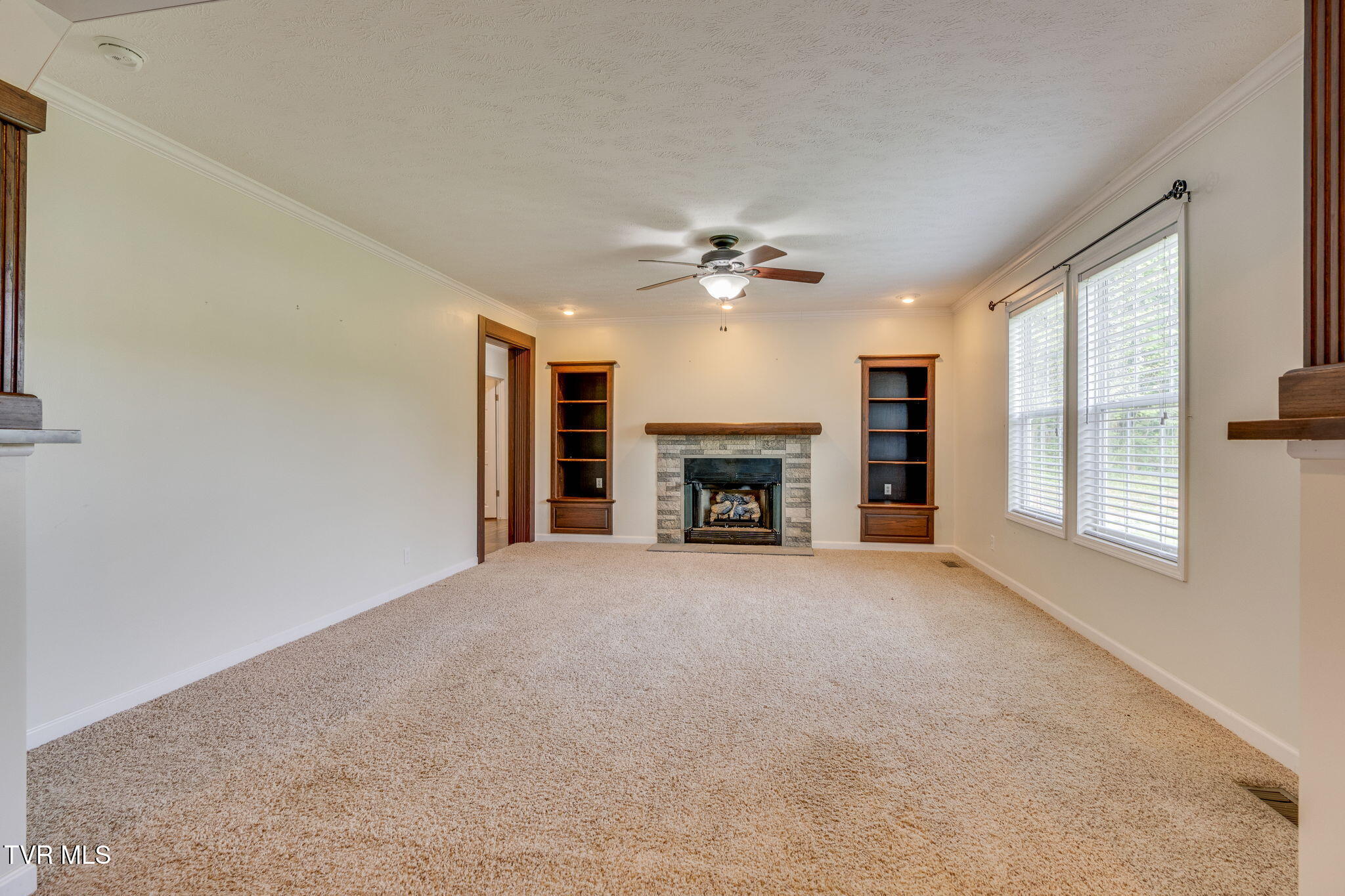 474 Thornburg Road Fall Branch, TN 37656 - Photo 10 of 87 006