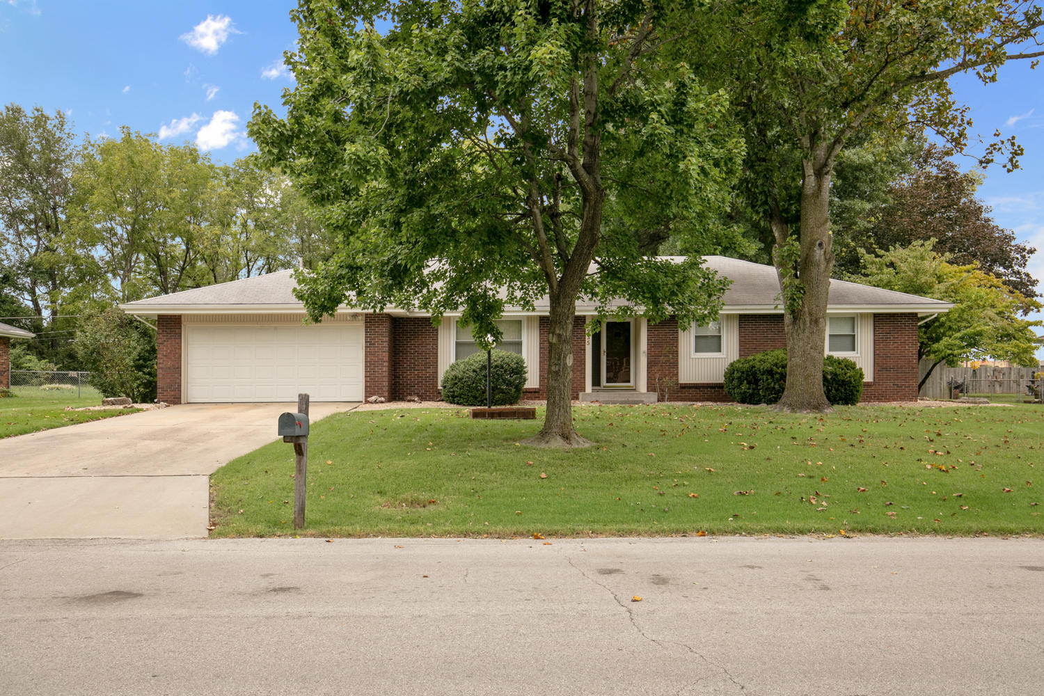 2535 West Swallow Street Springfield, MO 65810 - Photo 1 of 1 RE_2535 W Swallow-1