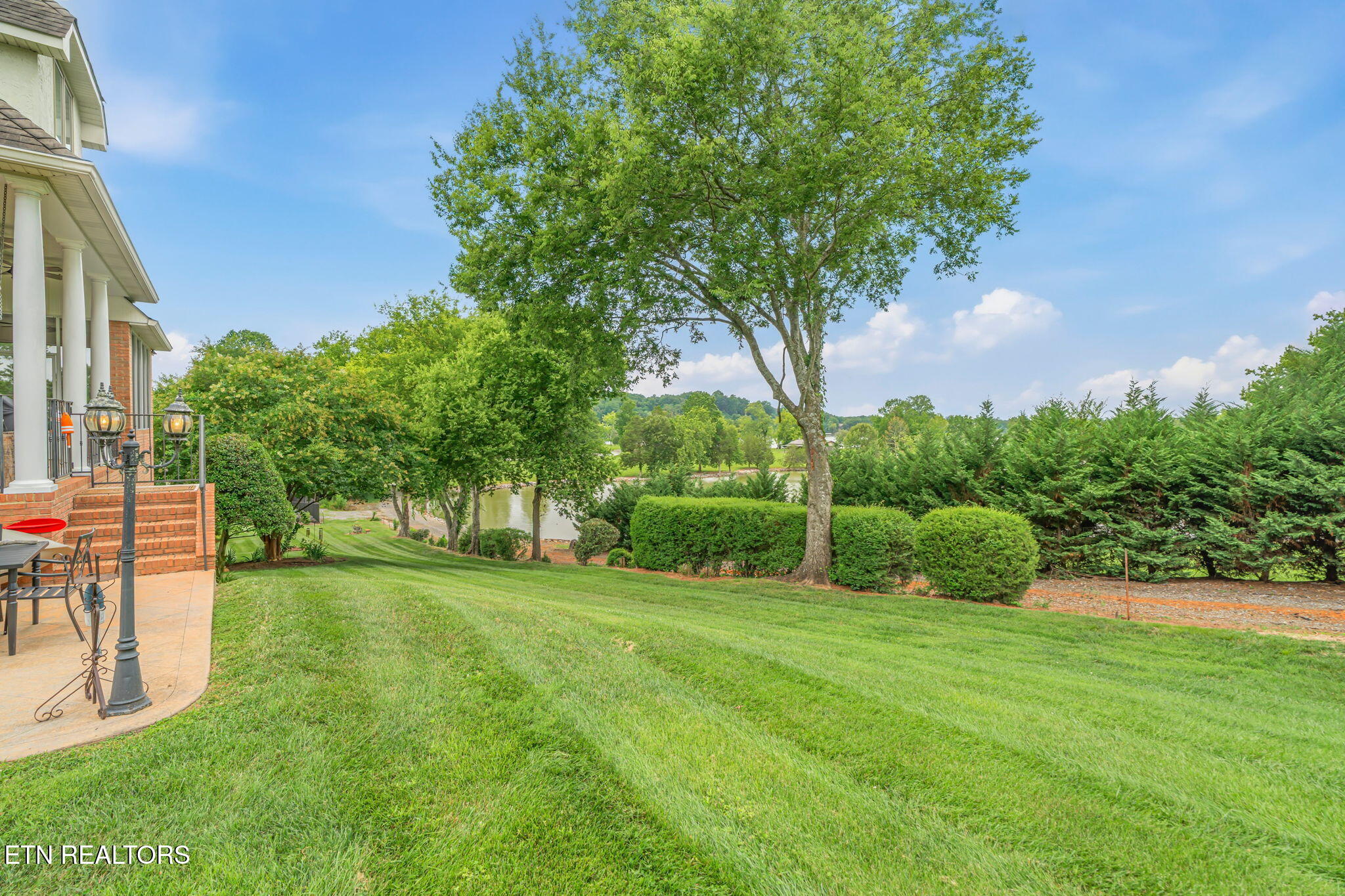 9627 Mariners Point Knoxville, TN 37922 - Photo 23 of 60 17-web-or-mls-9627 Mariners Point-16