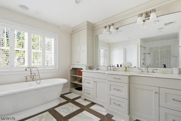 $2,525,000 | 54 Berta Place, Bernards, NJ 07920