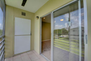 40 Dorset A Boca Raton, FL 33434 - Photo 8 of 14 20180801205238677429000000
