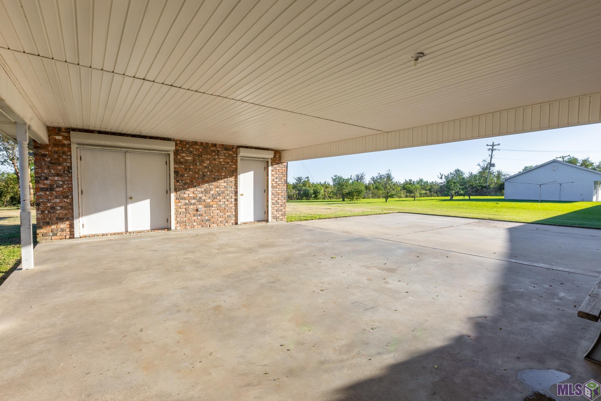 245 Acadia Drive Raceland, LA 70394 - Photo 8 of 30