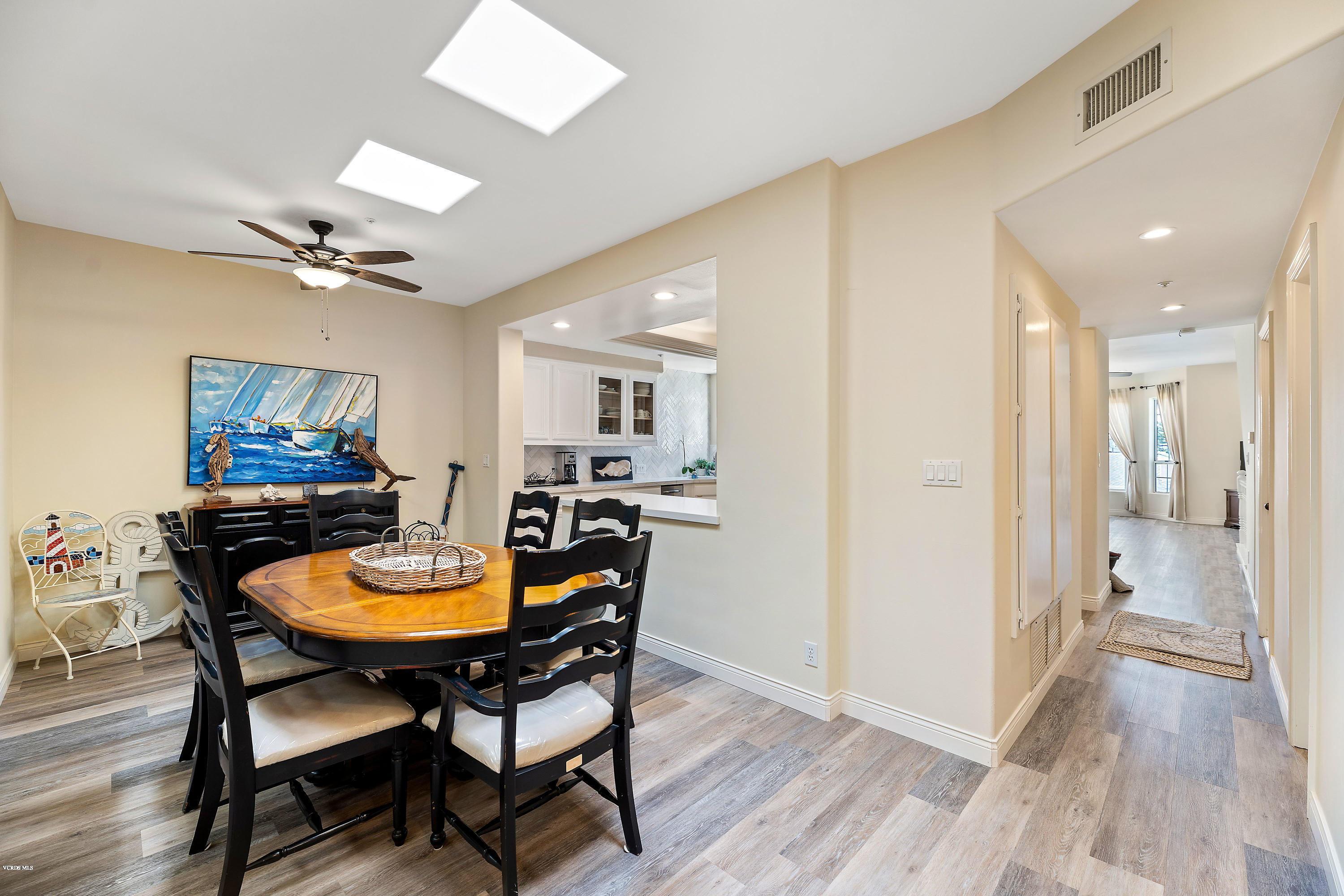 1312 Mandalay Beach Road Oxnard, CA 93035 - Photo 14 of 33 1312 MBR MLS (18 of 35)