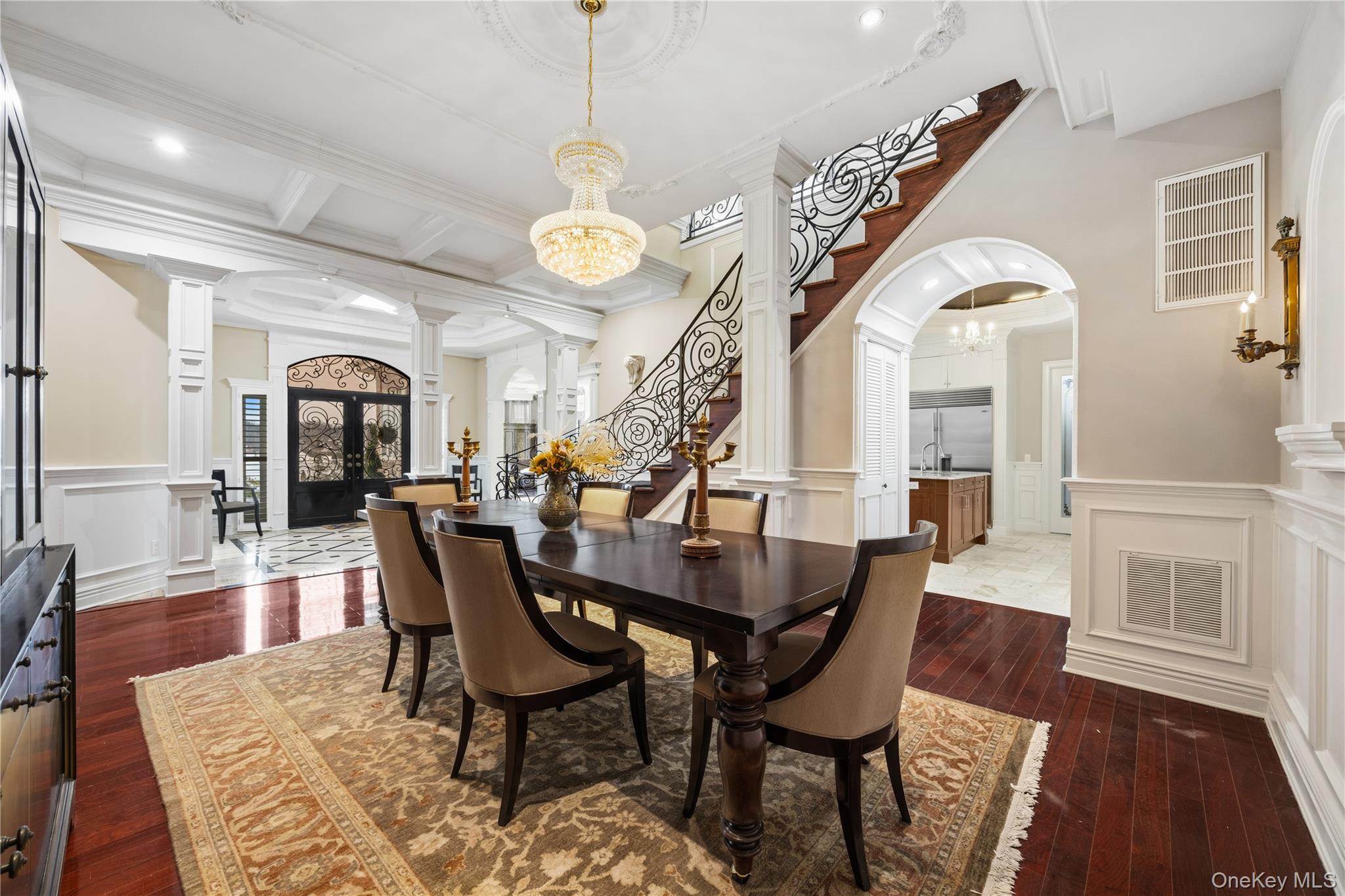 333 East Shore Road Kings Point, NY 11023 - Photo 11 of 44