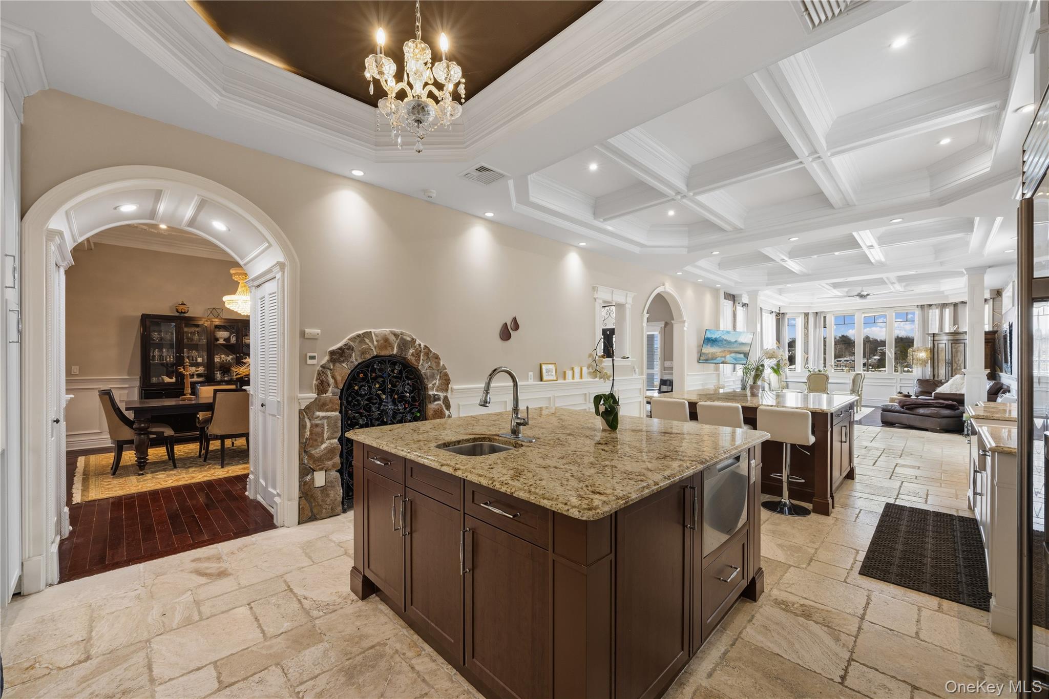 333 East Shore Road Kings Point, NY 11023 - Photo 12 of 44