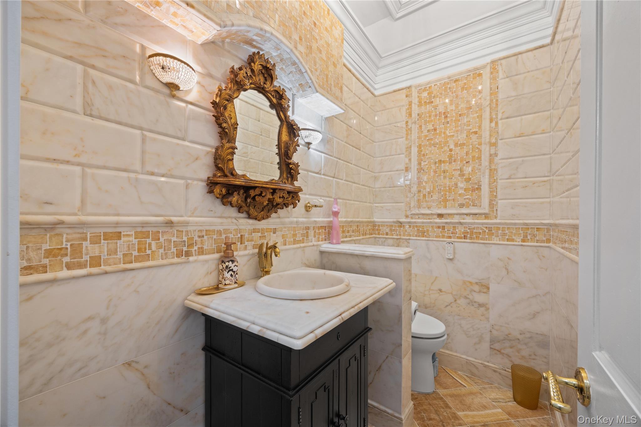 333 East Shore Road Kings Point, NY 11023 - Photo 17 of 44