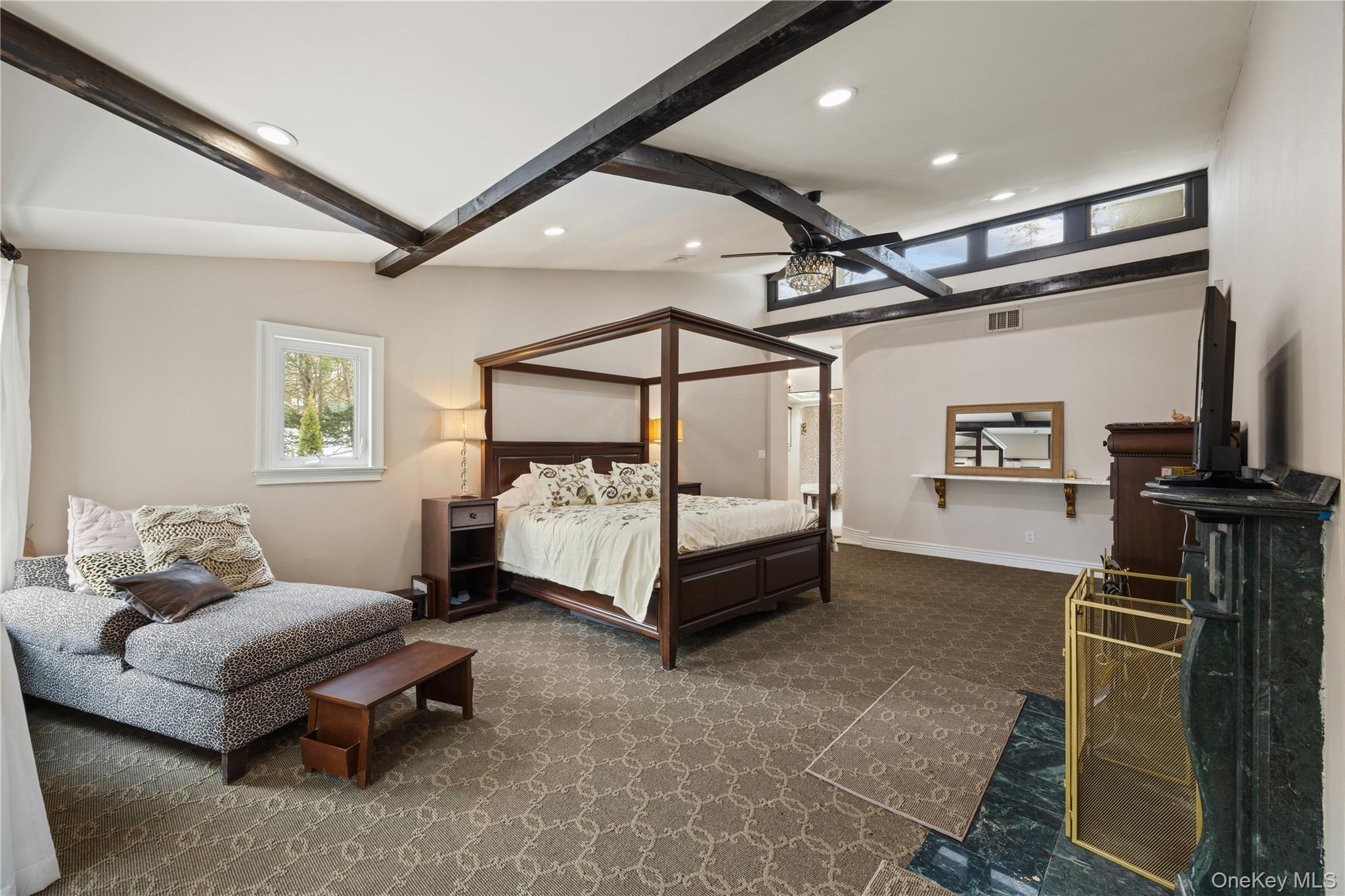 333 East Shore Road Kings Point, NY 11023 - Photo 20 of 44