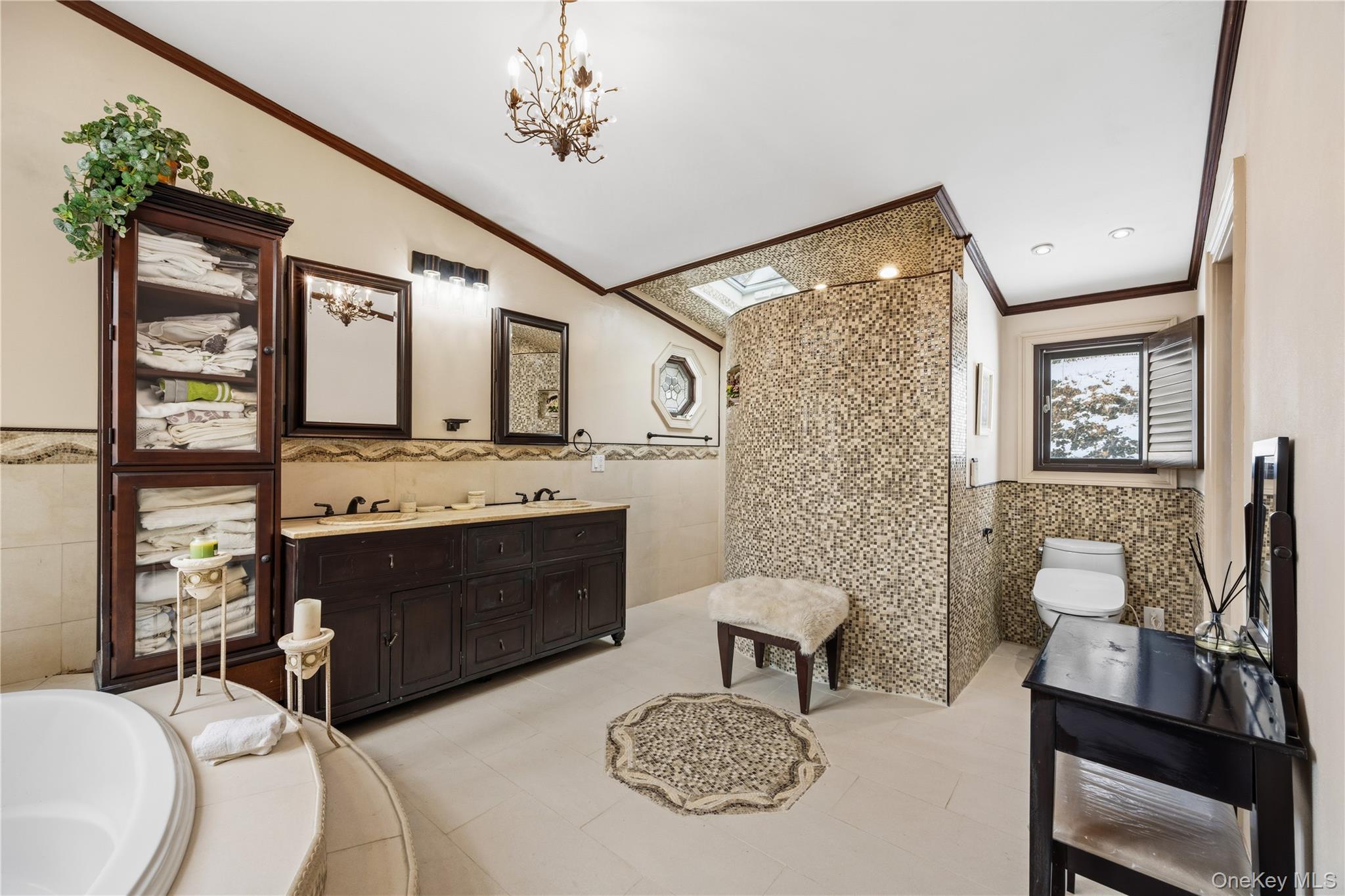 333 East Shore Road Kings Point, NY 11023 - Photo 21 of 44