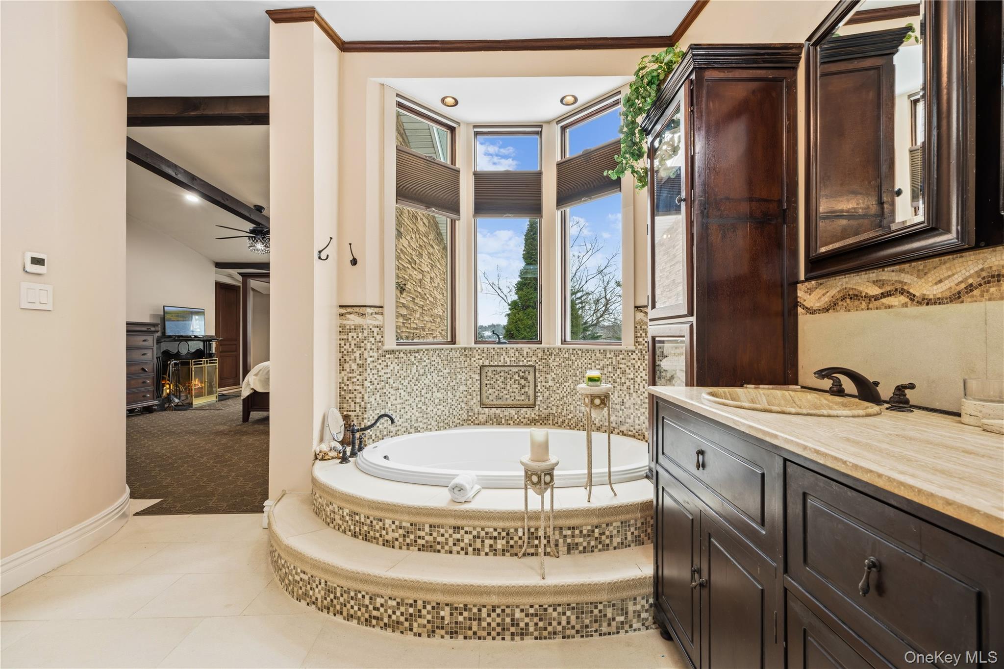 333 East Shore Road Kings Point, NY 11023 - Photo 22 of 44