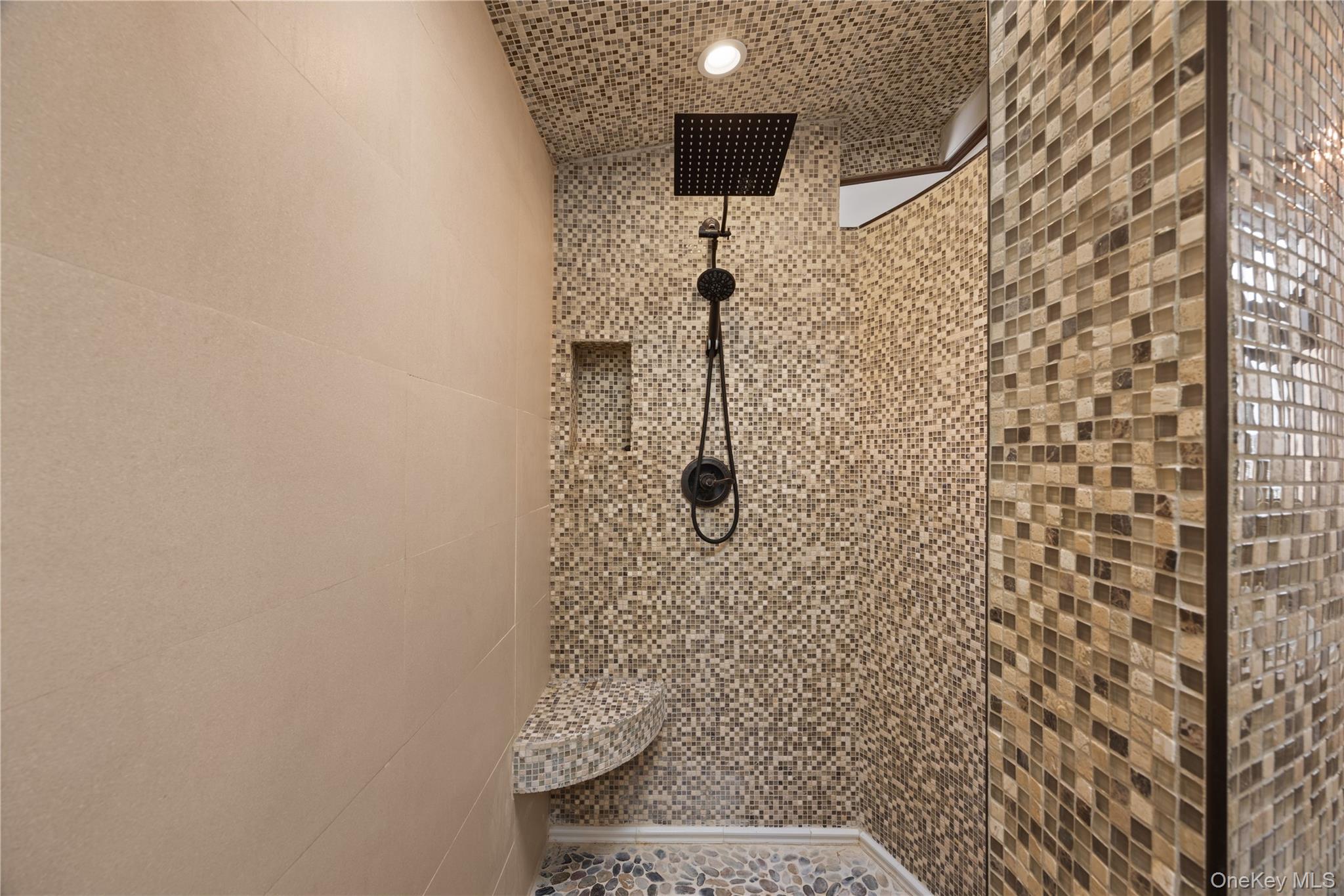 333 East Shore Road Kings Point, NY 11023 - Photo 23 of 44