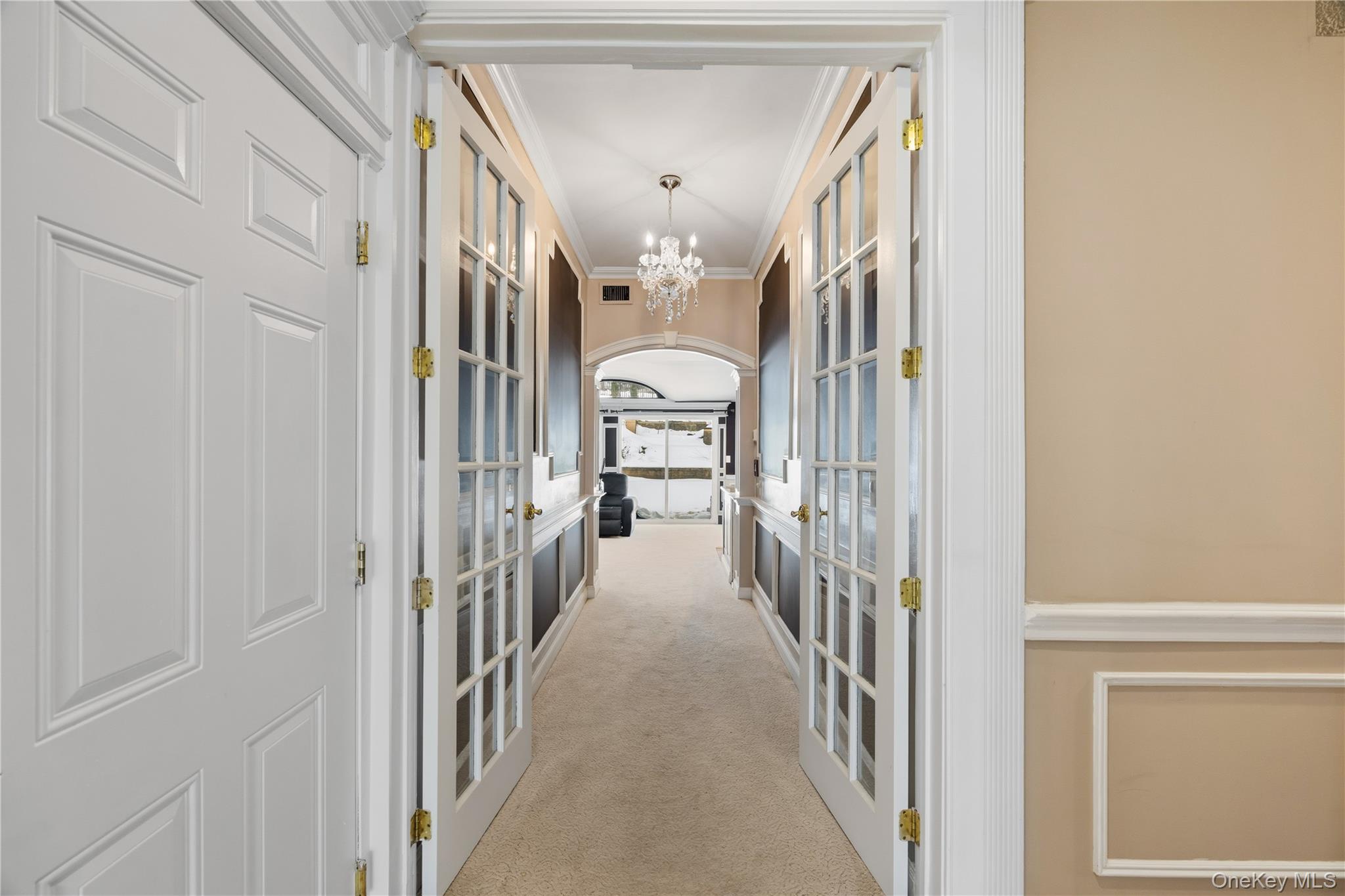 333 East Shore Road Kings Point, NY 11023 - Photo 36 of 44