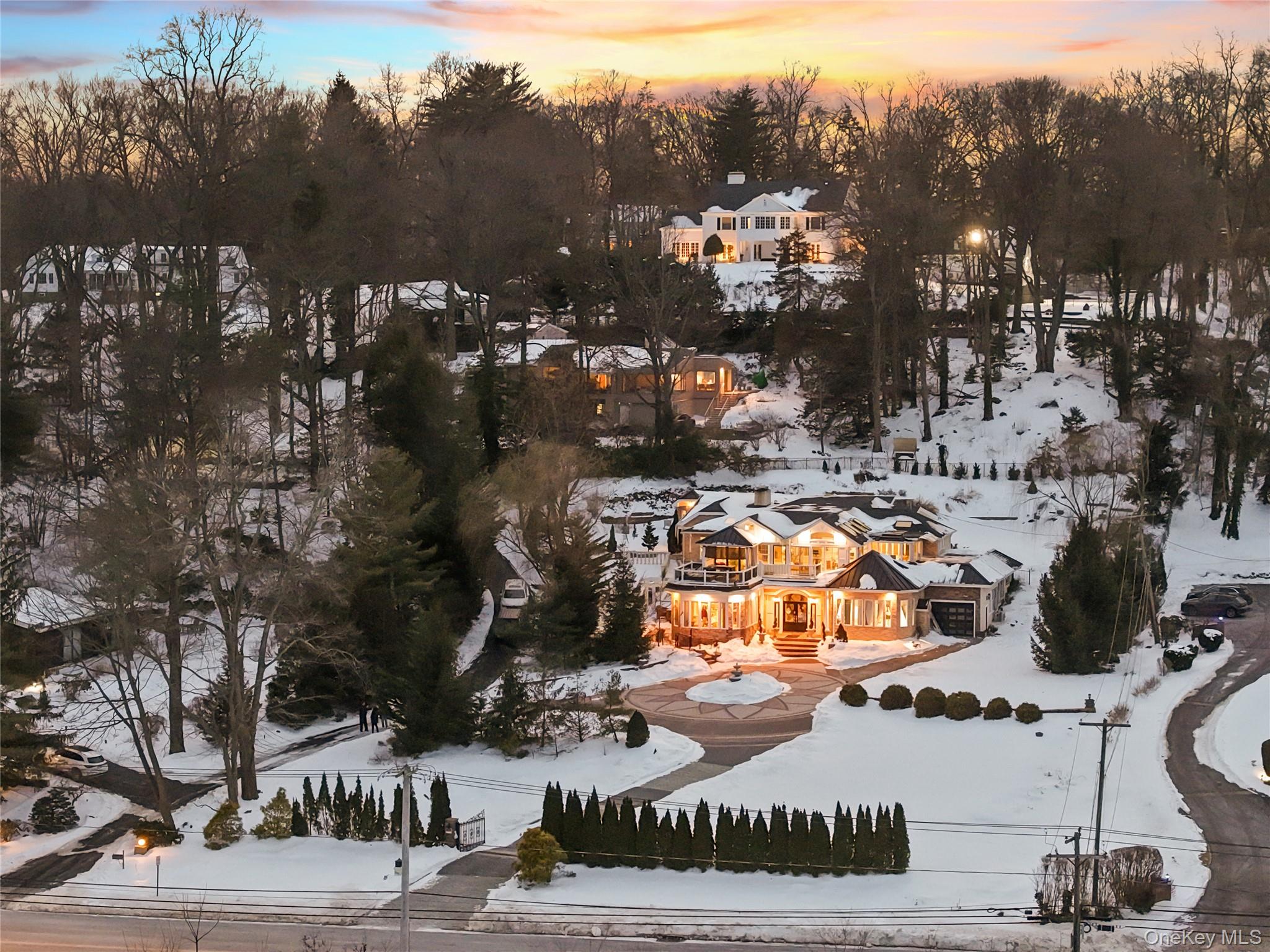 333 East Shore Road Kings Point, NY 11023 - Photo 38 of 44