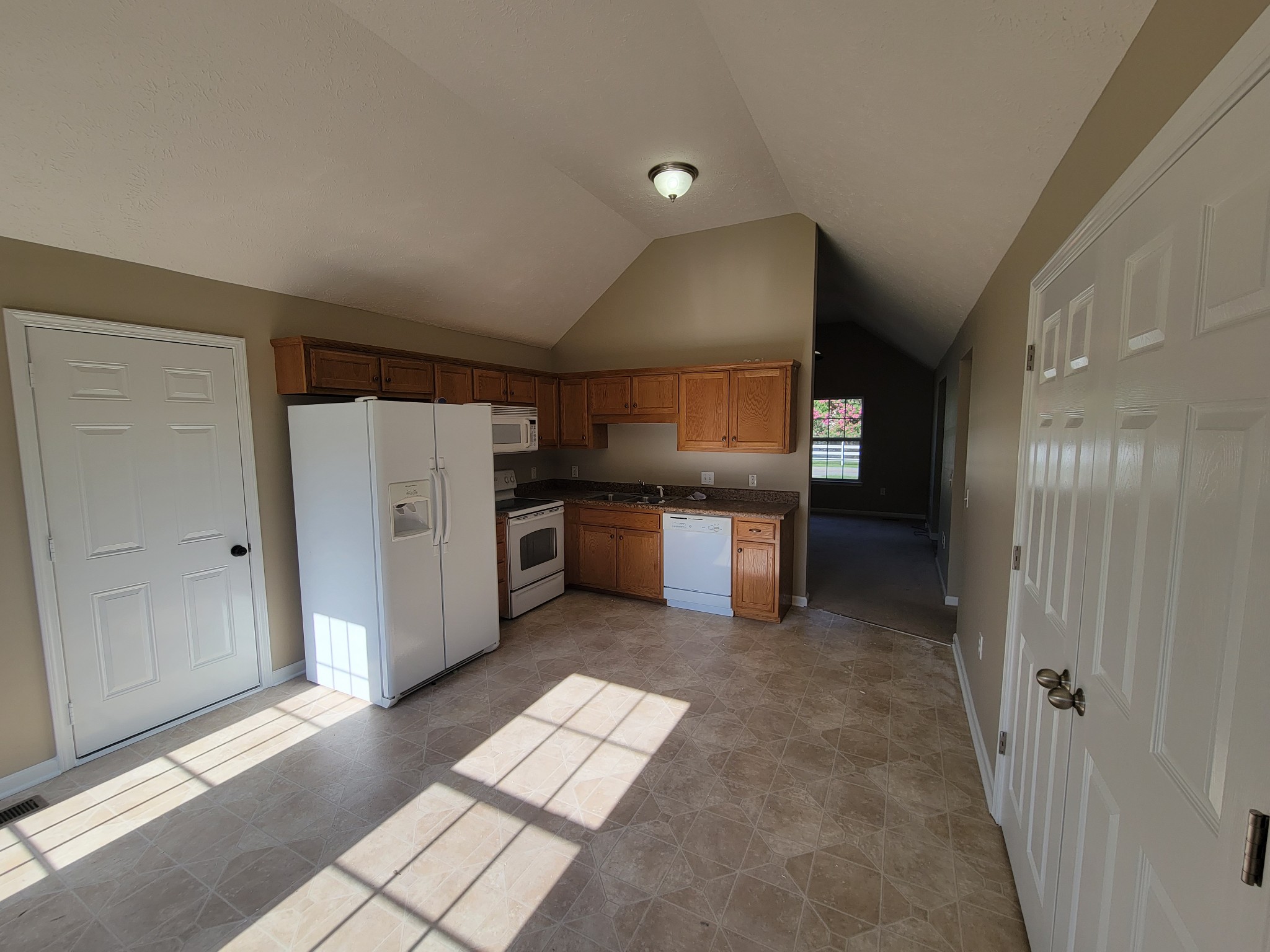 461 Skinner Flat Road Manchester, TN 37355 - Photo 6 of 20 Gallery Image 6