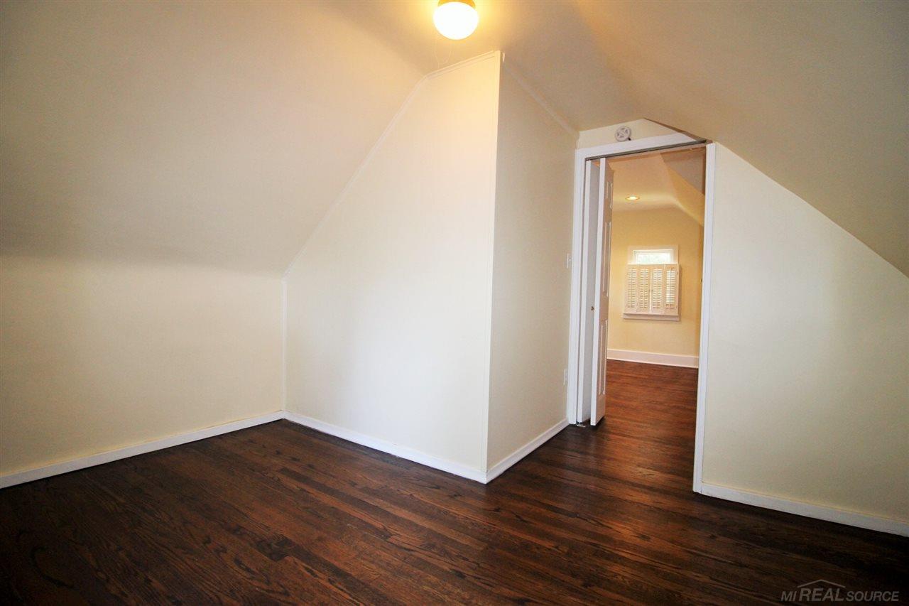 314 Reno Lane Grosse Pointe Farms, MI 48236 - Photo 20 of 29