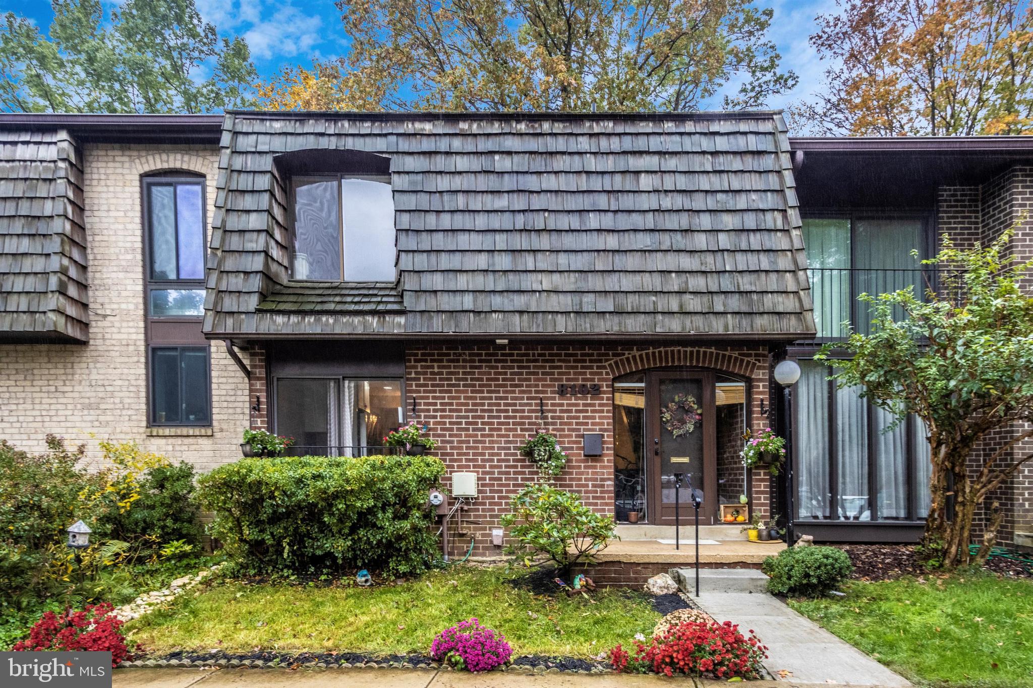 8102 Inverness Ridge Road Potomac, MD 20854 - Photo 2 of 48