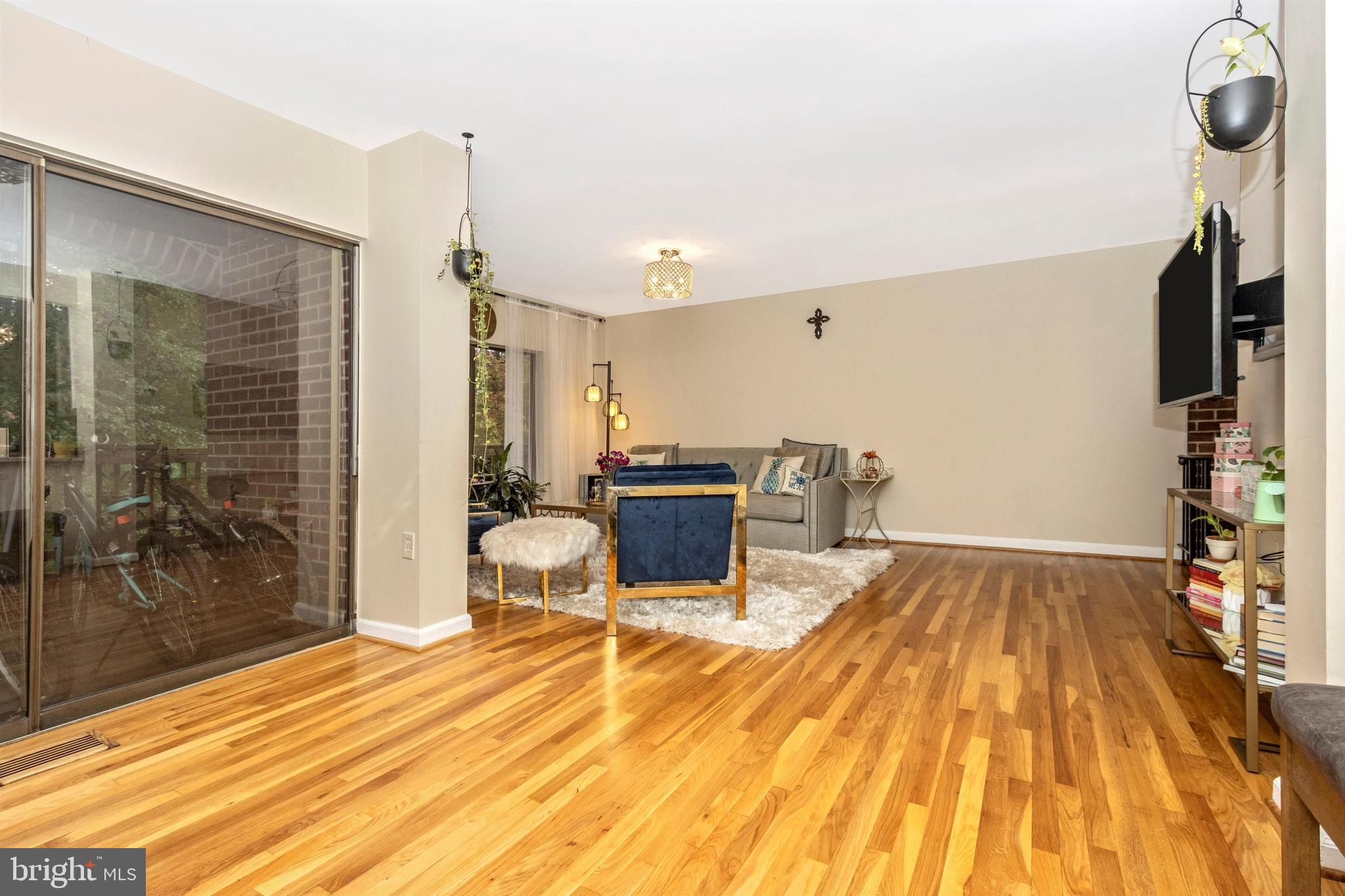 8102 Inverness Ridge Road Potomac, MD 20854 - Photo 11 of 48