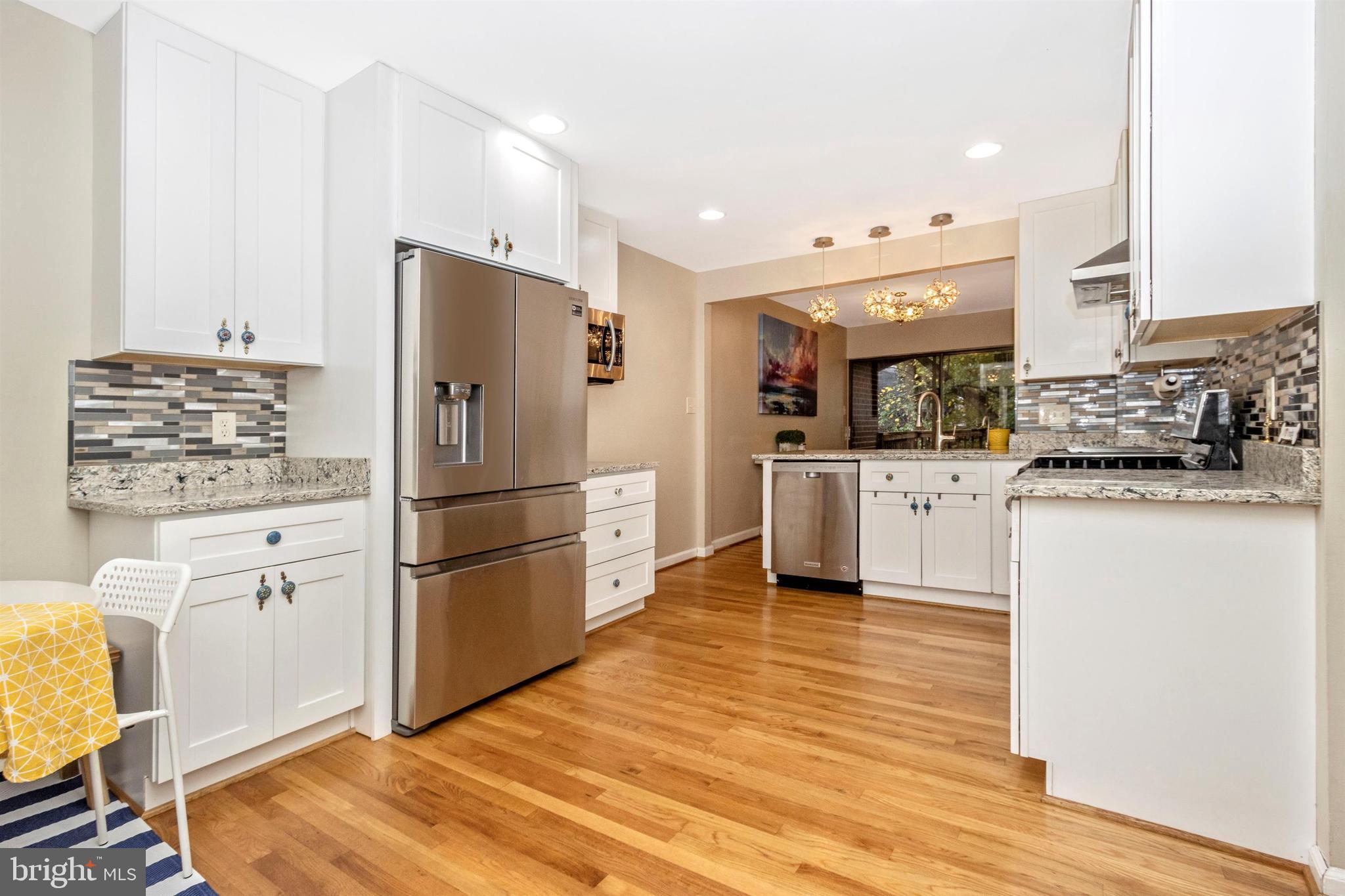8102 Inverness Ridge Road Potomac, MD 20854 - Photo 15 of 48