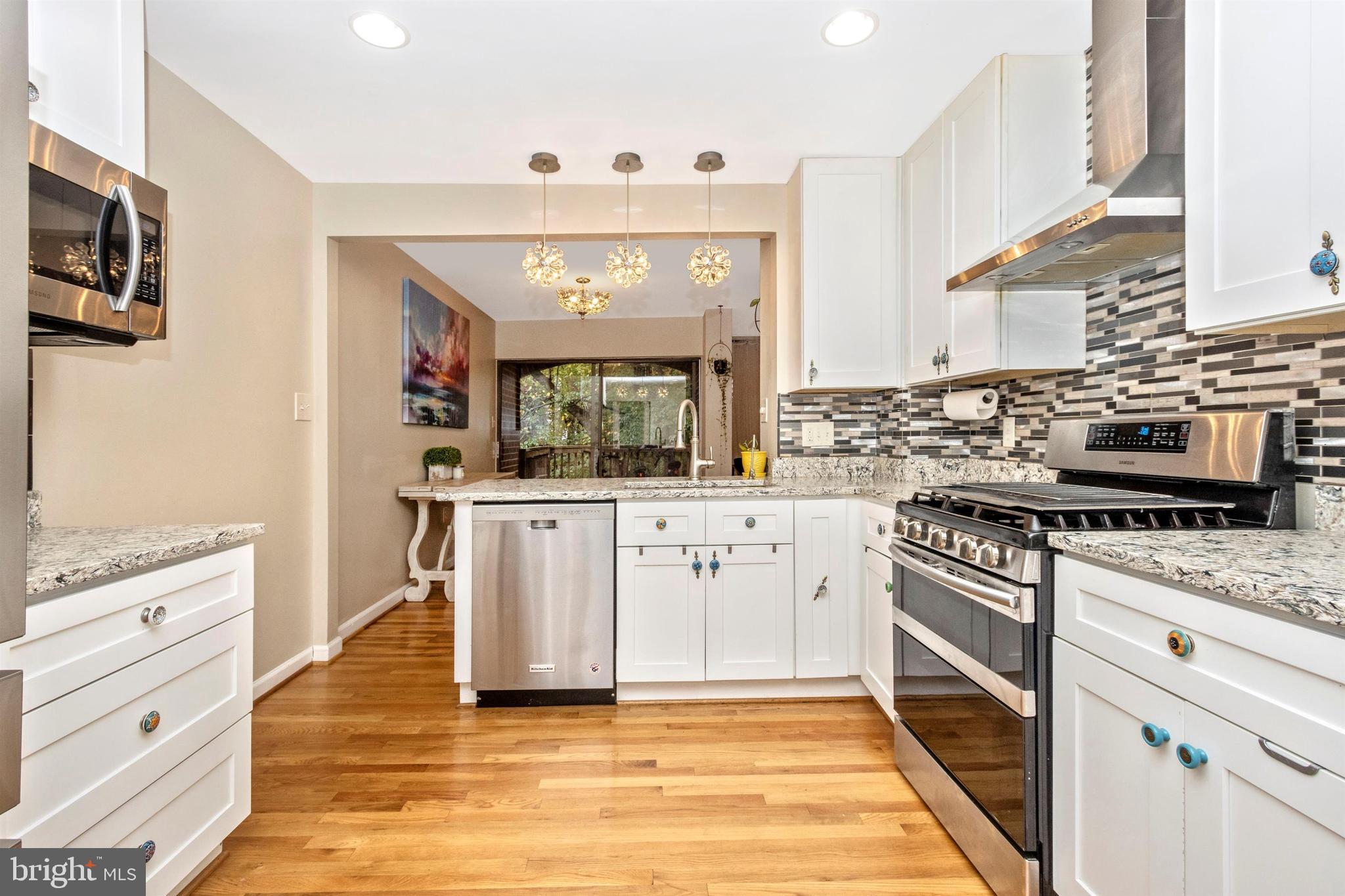 8102 Inverness Ridge Road Potomac, MD 20854 - Photo 18 of 48
