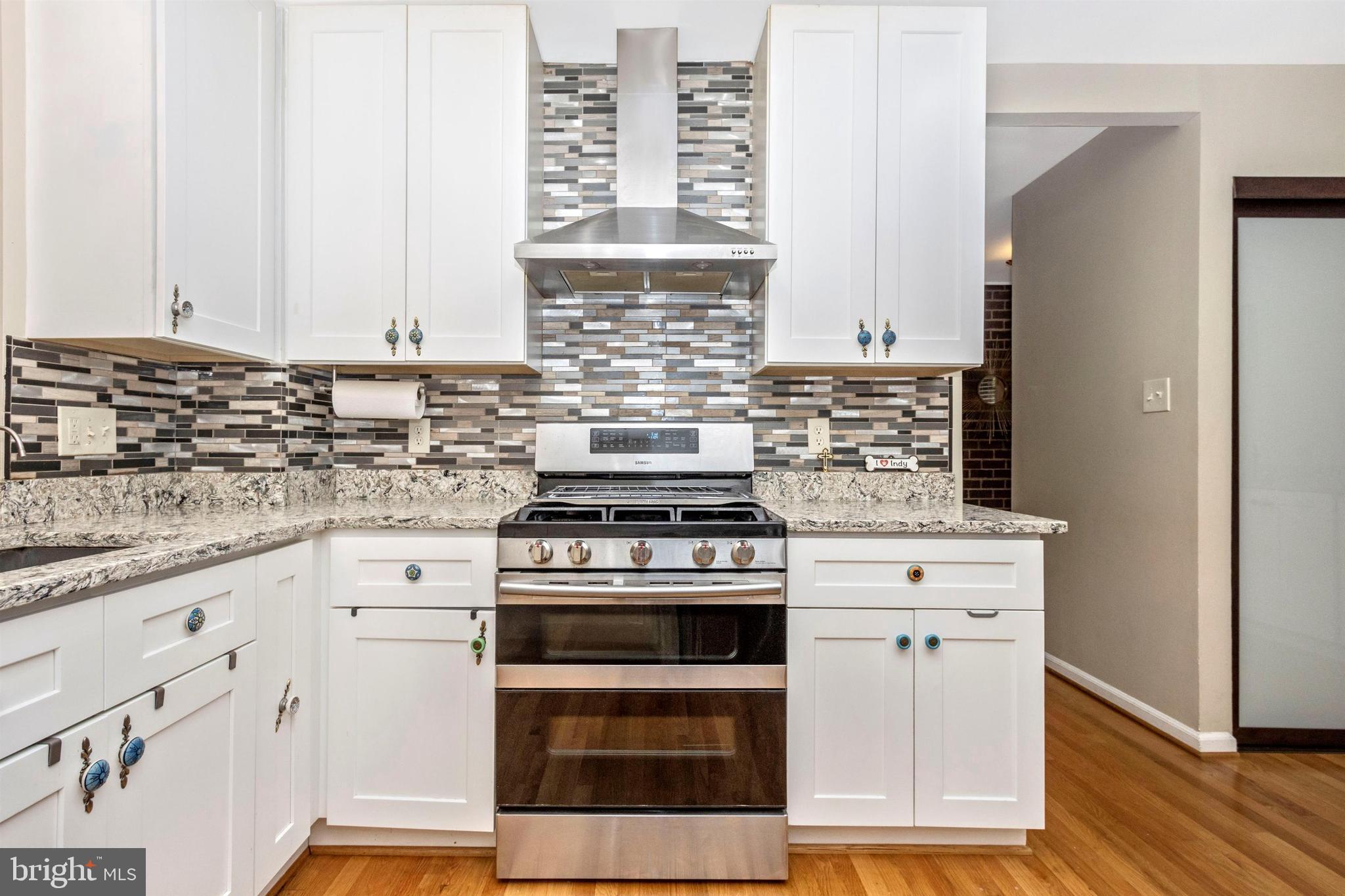 8102 Inverness Ridge Road Potomac, MD 20854 - Photo 19 of 48