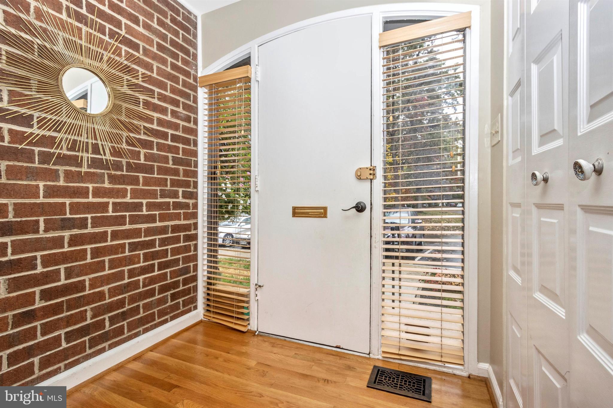 8102 Inverness Ridge Road Potomac, MD 20854 - Photo 3 of 48