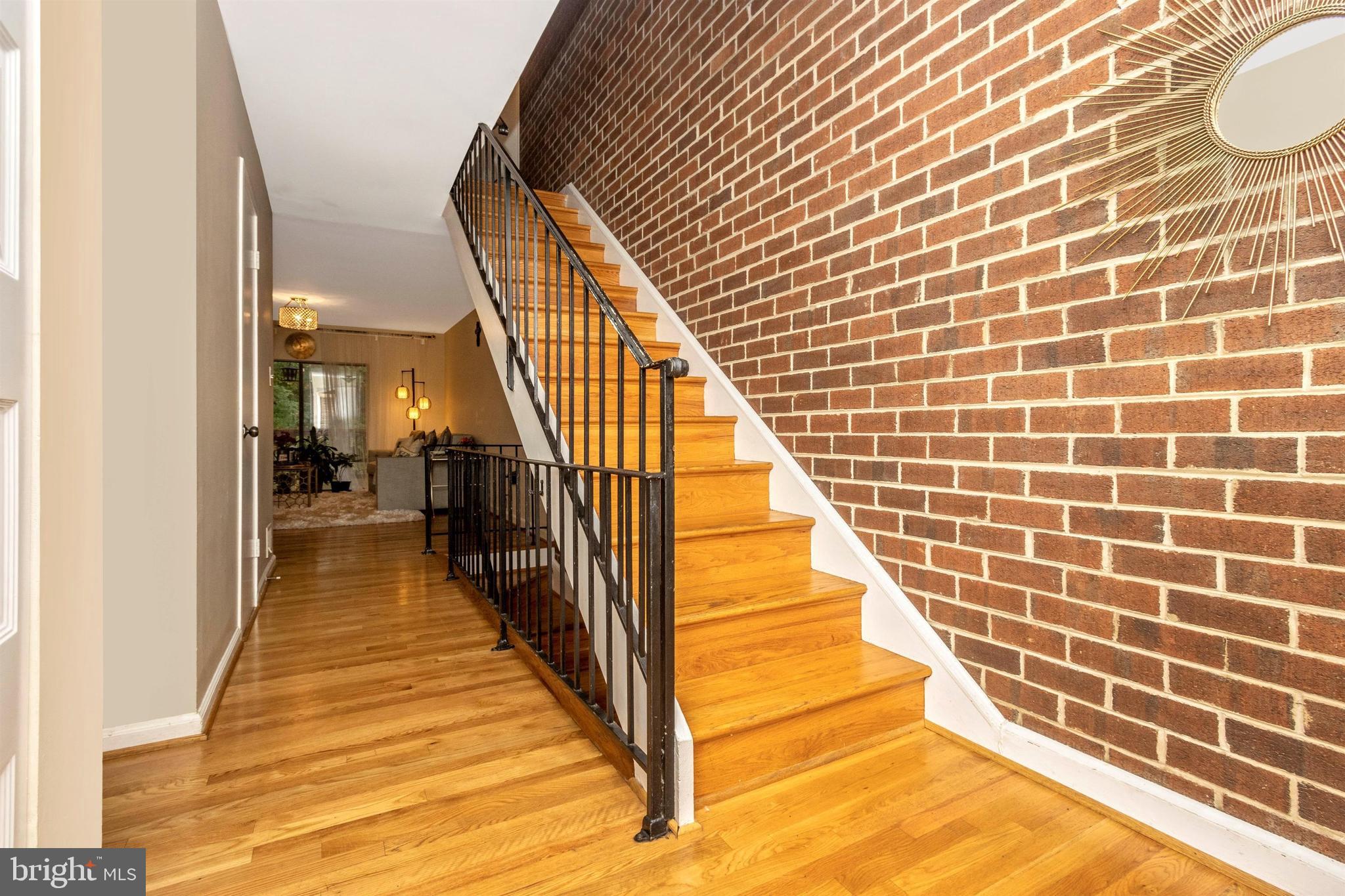8102 Inverness Ridge Road Potomac, MD 20854 - Photo 5 of 48