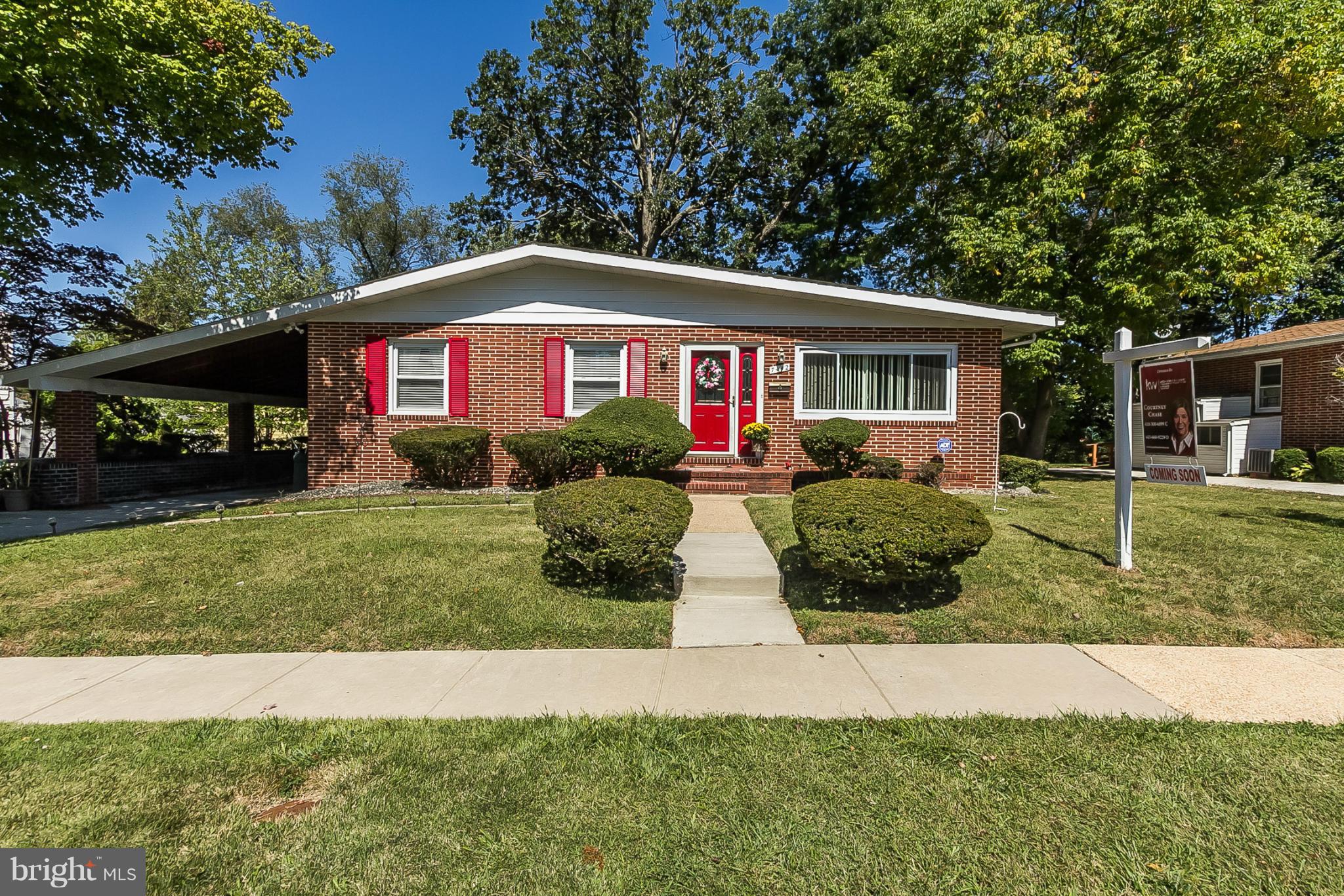 7412 Castlemoor Road Baltimore, MD 21244 - Photo 2 of 30 Exterior (Front)