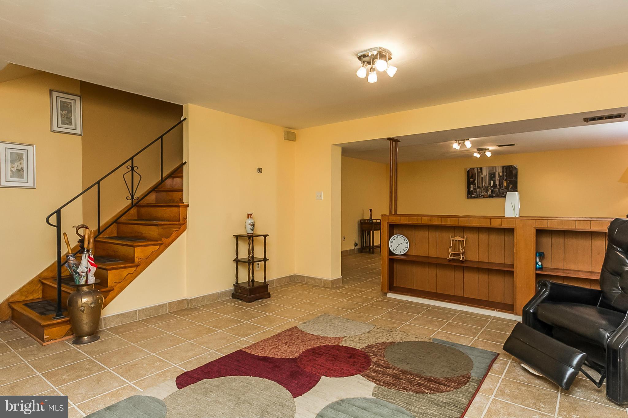 7412 Castlemoor Road Baltimore, MD 21244 - Photo 22 of 30 Family Room