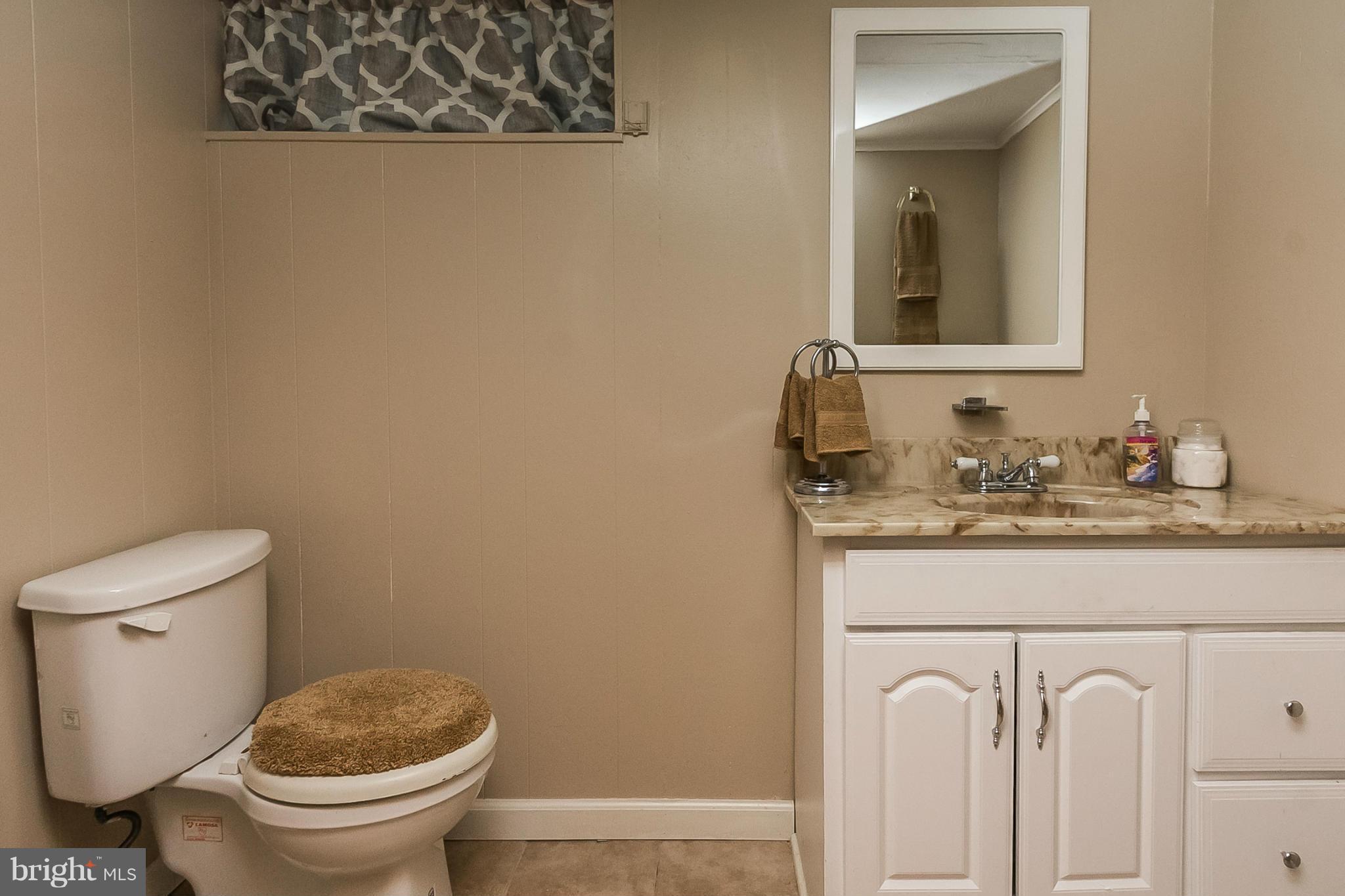 7412 Castlemoor Road Baltimore, MD 21244 - Photo 25 of 30 Bedroom