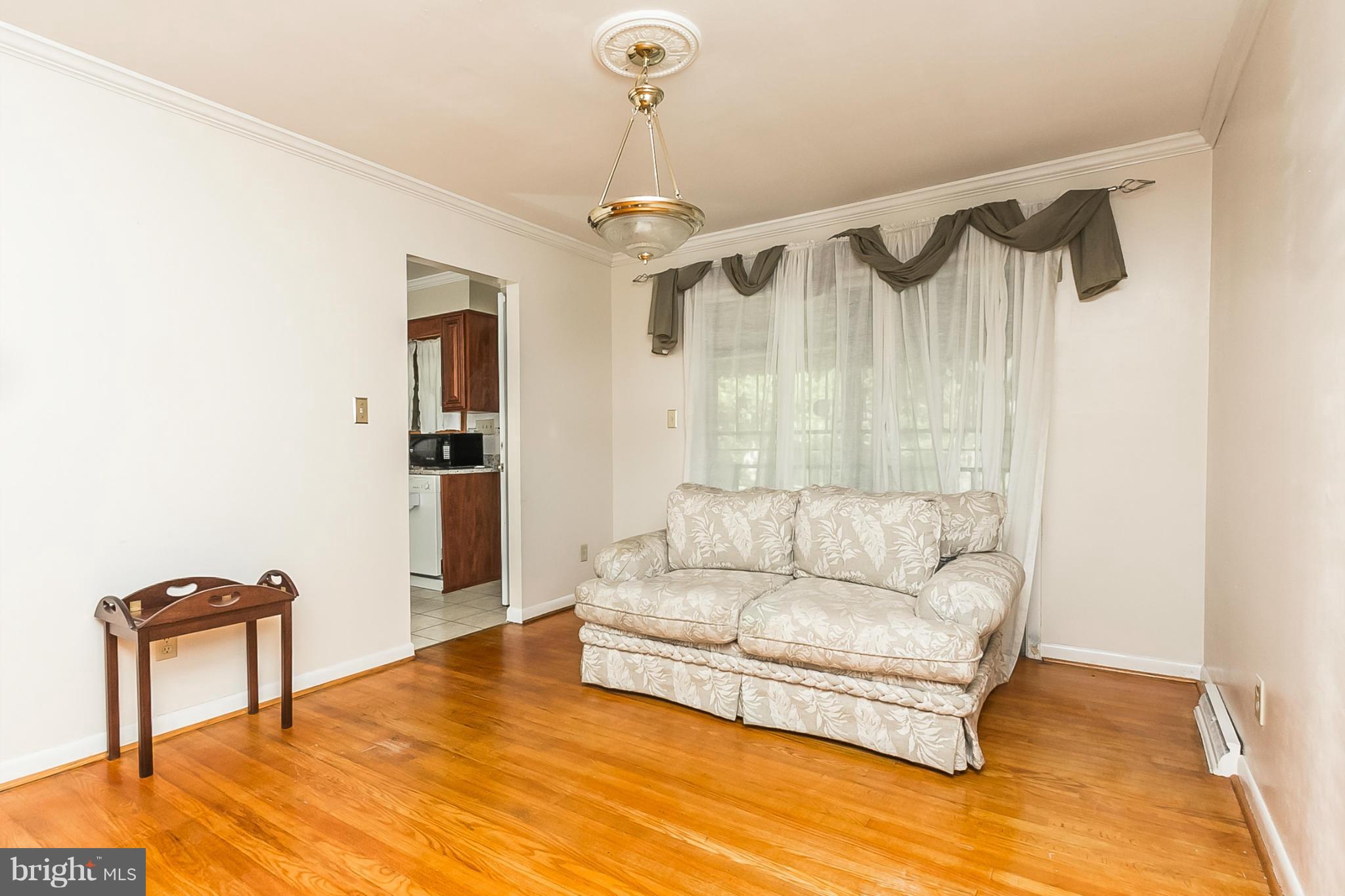 7412 Castlemoor Road Baltimore, MD 21244 - Photo 6 of 30 Dining Room