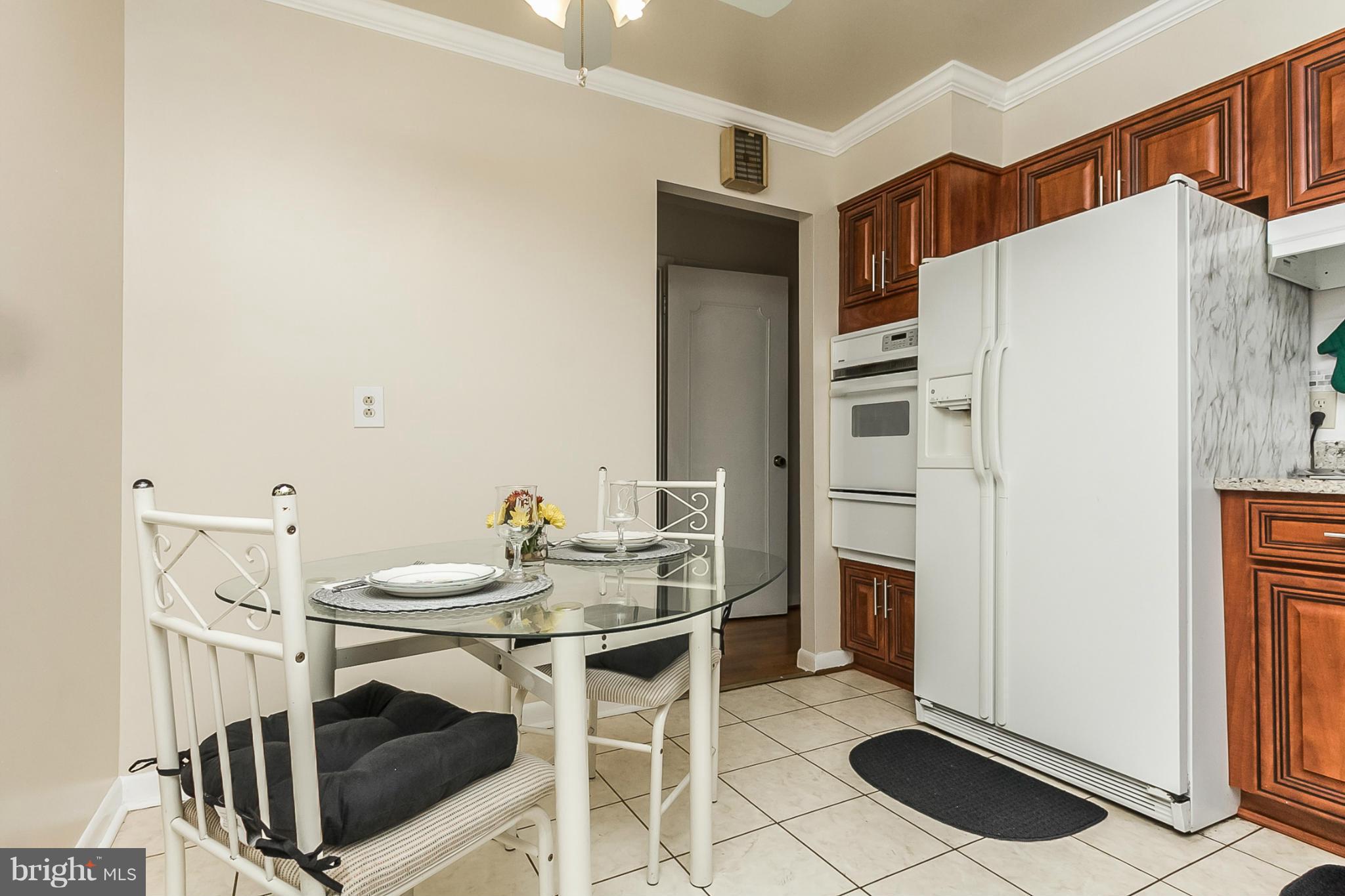 7412 Castlemoor Road Baltimore, MD 21244 - Photo 10 of 30 Kitchen
