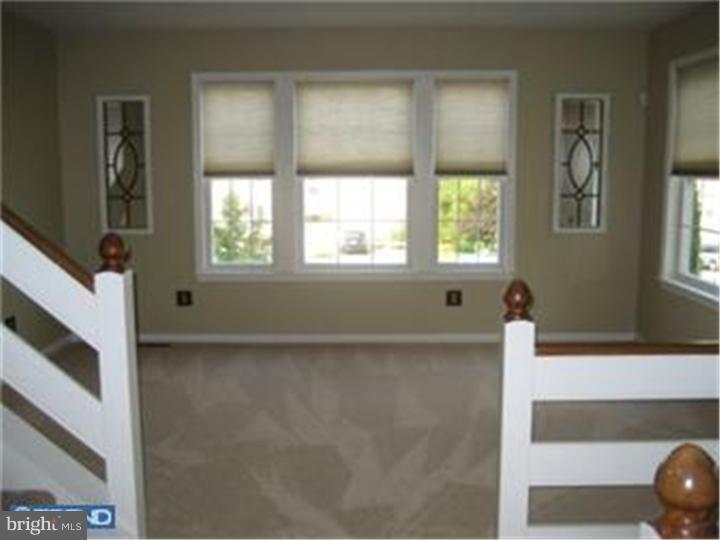3136 William Road Garnet Valley, PA 19060 - Photo 7 of 16 Living Room