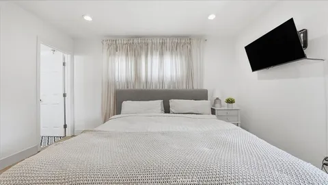 $1,095,000 | 5130 West 131st Street, Hawthorne, CA 90250