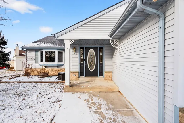 $385,000 | 580 Country Lane, Lomira, WI 53048