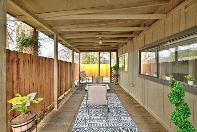 $649,000 | 7210 Towering Oaks Drive, Austin, TX 78745