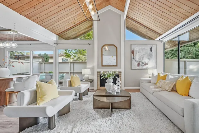 $999,999 | 715 Quetta Avenue, Unit C, Sunnyvale, CA 94087