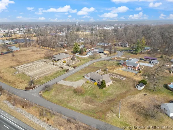 $360,000 | 1275 Westwood Drive, Scottsburg, IN 47170