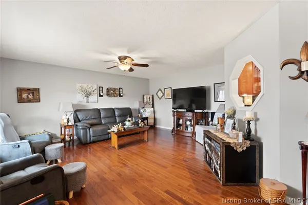 $360,000 | 1275 Westwood Drive, Scottsburg, IN 47170