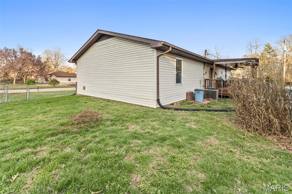 102 Laura Street Farmington, MO 63640 - Photo 6 of 23