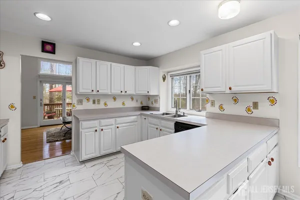 $899,000 | 36 Lavender Drive, Princeton, NJ 08540
