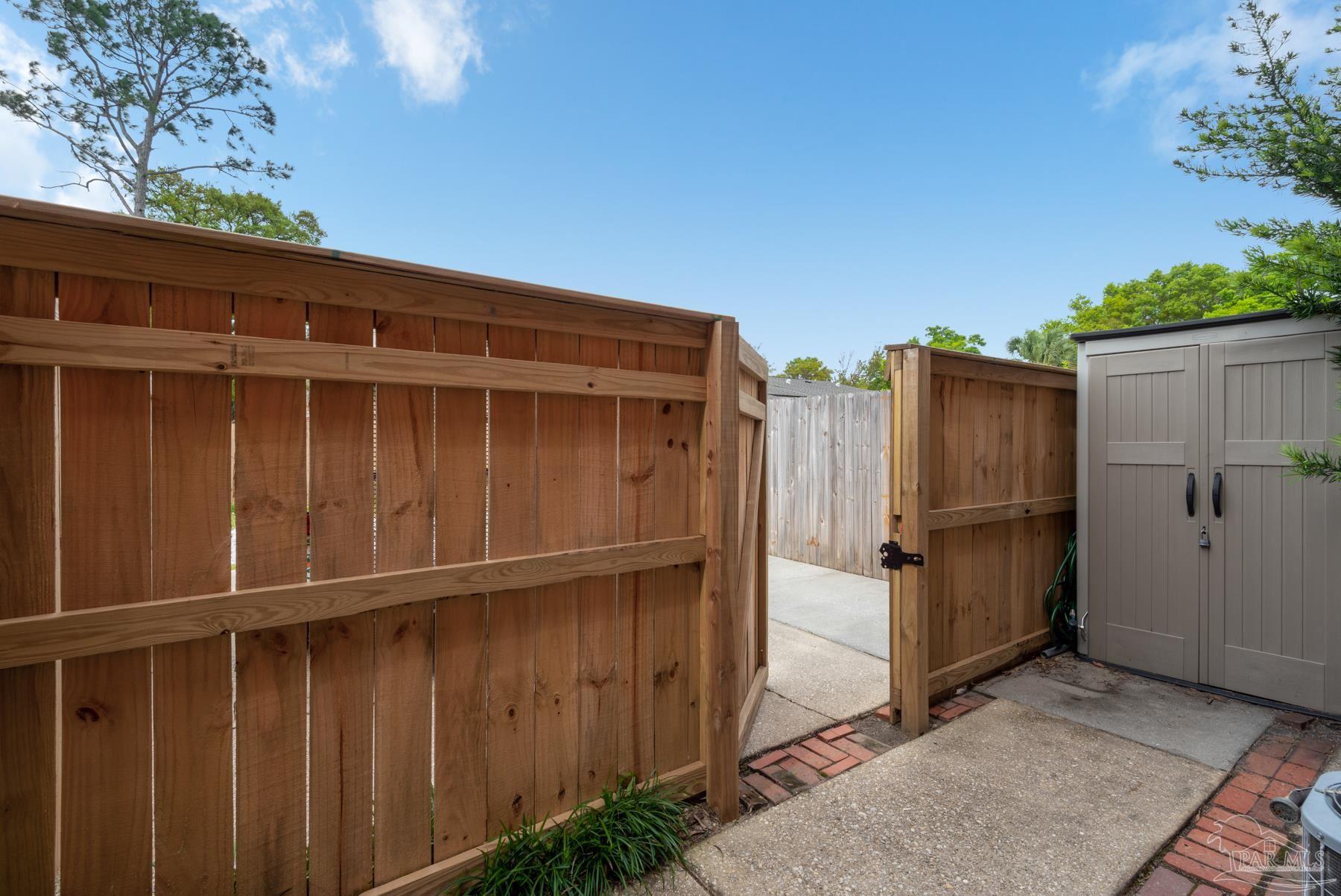 1421 Lemhurst Road Pensacola, FL 32507 - Photo 33 of 41