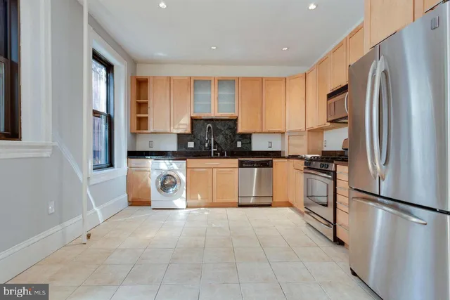$685,000 | 1419 R Street Northwest, Unit 33, Washington, DC 20009