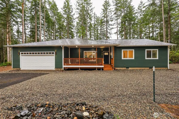 $560,000 | 148 East Fox Run Lane, Grapeview, WA 98546