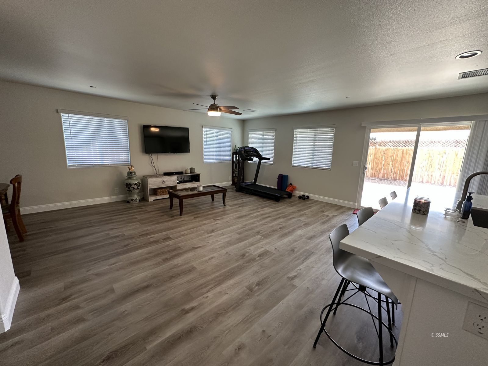 945 West Willow Avenue Ridgecrest, CA 93555 - Photo 10 of 31 Gallery Image 10