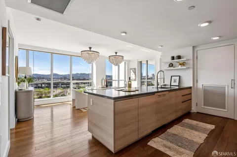 $2,100,000 | 738 Long Bridge Street, Unit 805, San Francisco, CA 94158