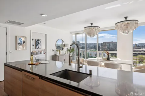 $2,100,000 | 738 Long Bridge Street, Unit 805, San Francisco, CA 94158