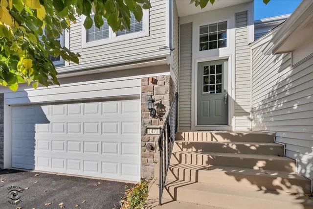 $2,595 | 1471 Crimson Lane, Yorkville, IL 60560